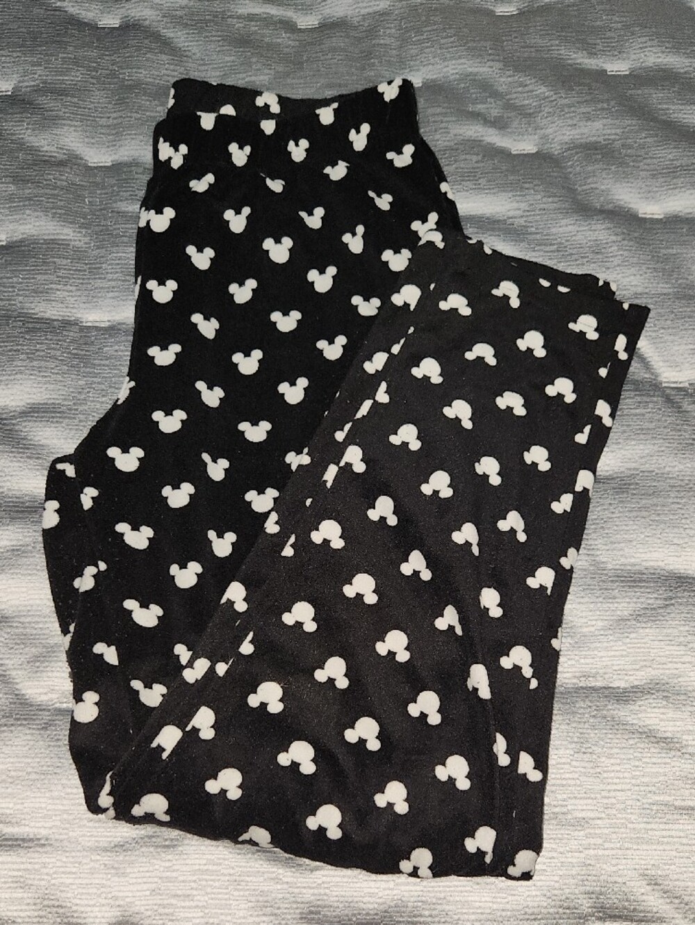 Mickey Black & White Mickey Head Pajama Set with Gold Script - Picture 4 of 10